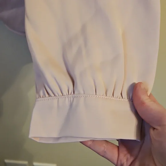 Allegra K Pale Pink V Neck Blouse. NWT - Picture 4 of 7